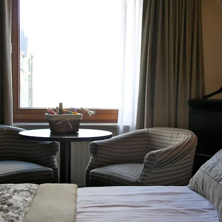 Hotel Iris-2
